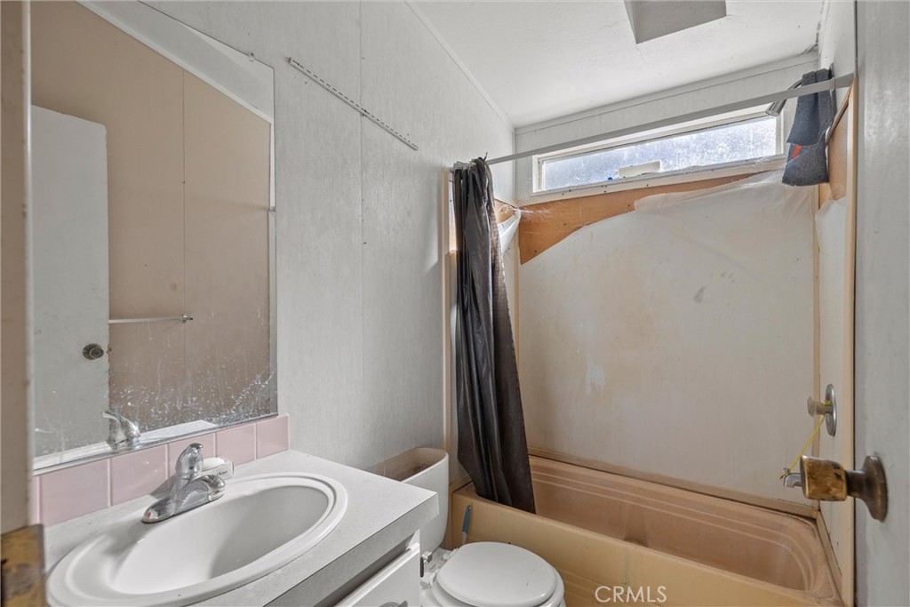 300 Purple Rock Road Bangor, CA 95914 - Photo 20 of 53