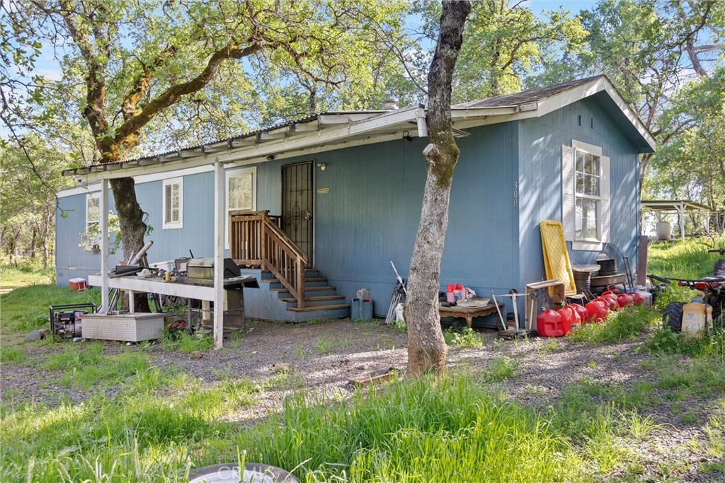 300 Purple Rock Road Bangor, CA 95914 - Photo 23 of 53