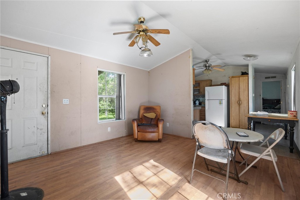 300 Purple Rock Road Bangor, CA 95914 - Photo 9 of 53