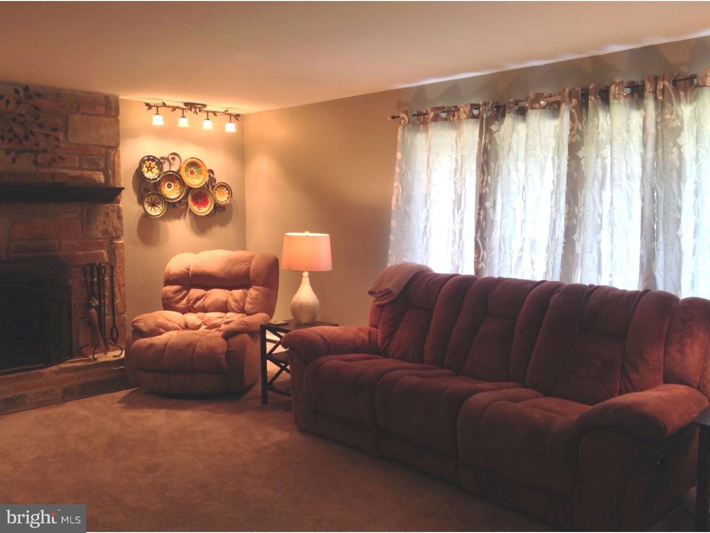 1468 Sinkler Road Warminster, PA 18974 - Photo 11 of 25 Gallery Image 11