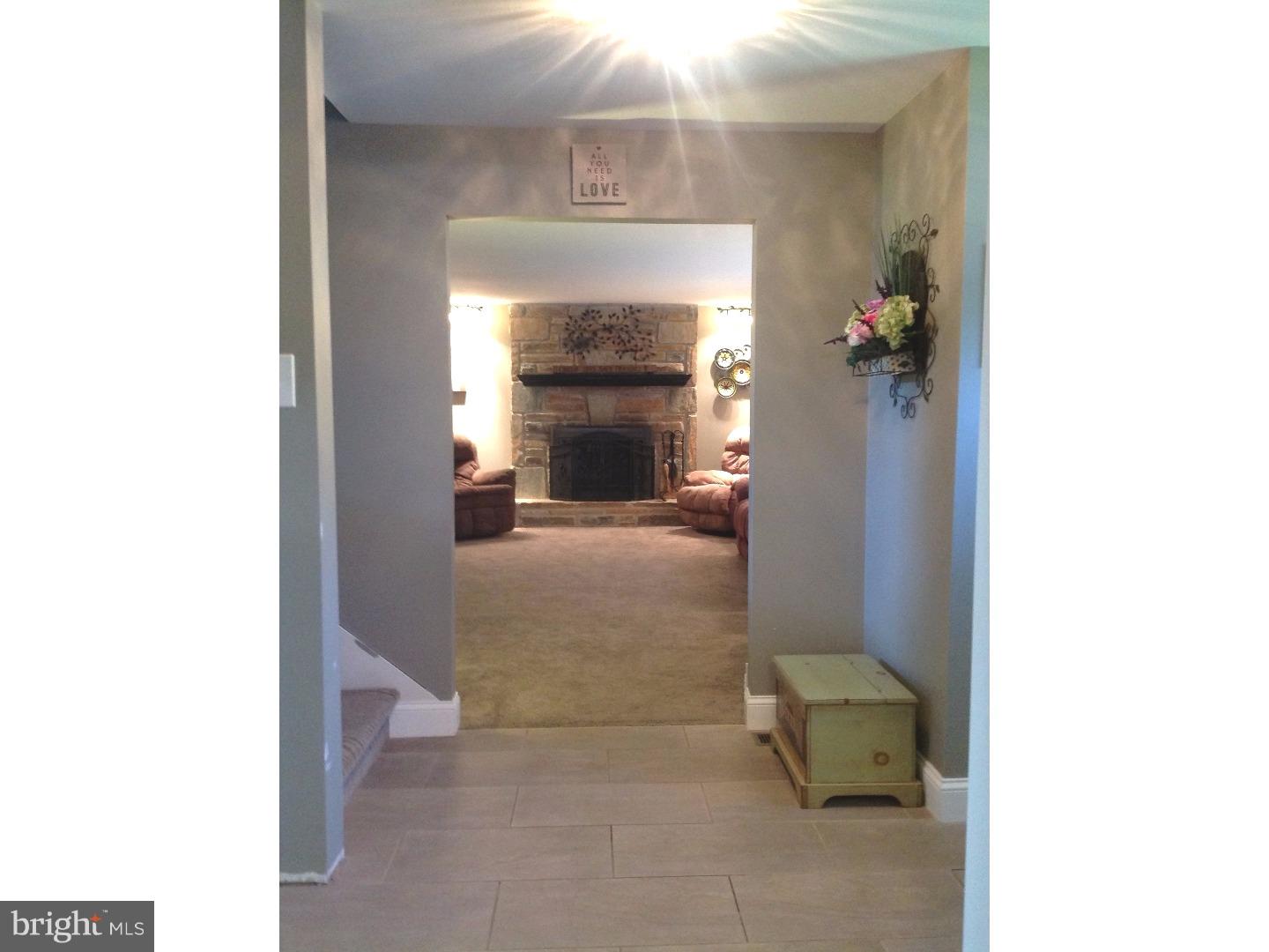 1468 Sinkler Road Warminster, PA 18974 - Photo 13 of 25 Foyer