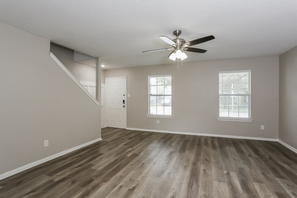 2431 Fox River Lane Spring, TX 77386 - Photo 4 of 17