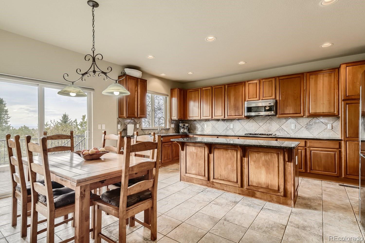 2753 Southshire Road Highlands Ranch, CO 80126 - Photo 12 of 40 Gallery Image 12