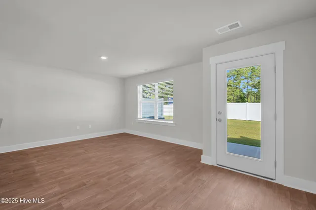 $2,200 | 121 South Grassland Road, Surf City, NC 28445