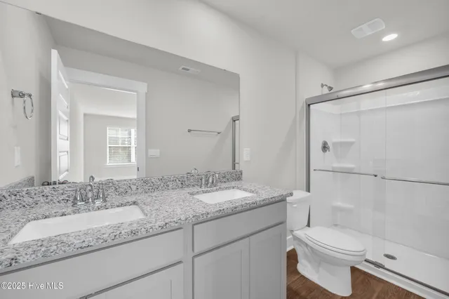 $2,200 | 121 South Grassland Road, Surf City, NC 28445