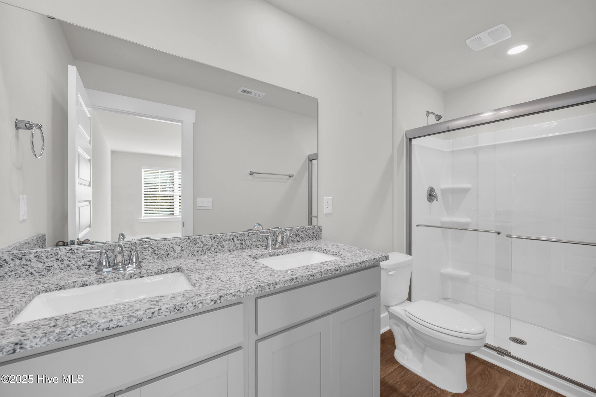 121 South Grassland Road Surf City, NC 28445 - Photo 18 of 38 18_123 s grassland rd-00018