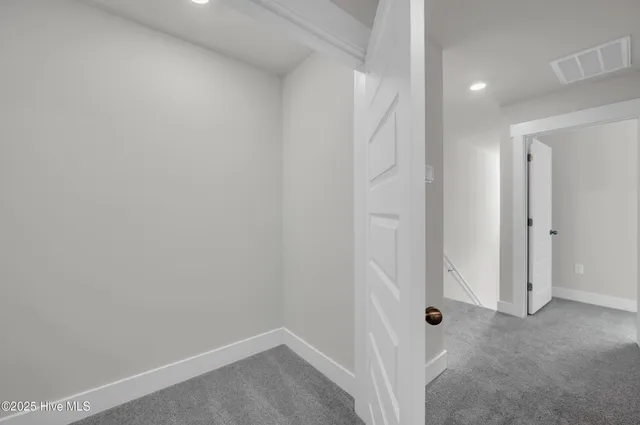 $2,200 | 121 South Grassland Road, Surf City, NC 28445