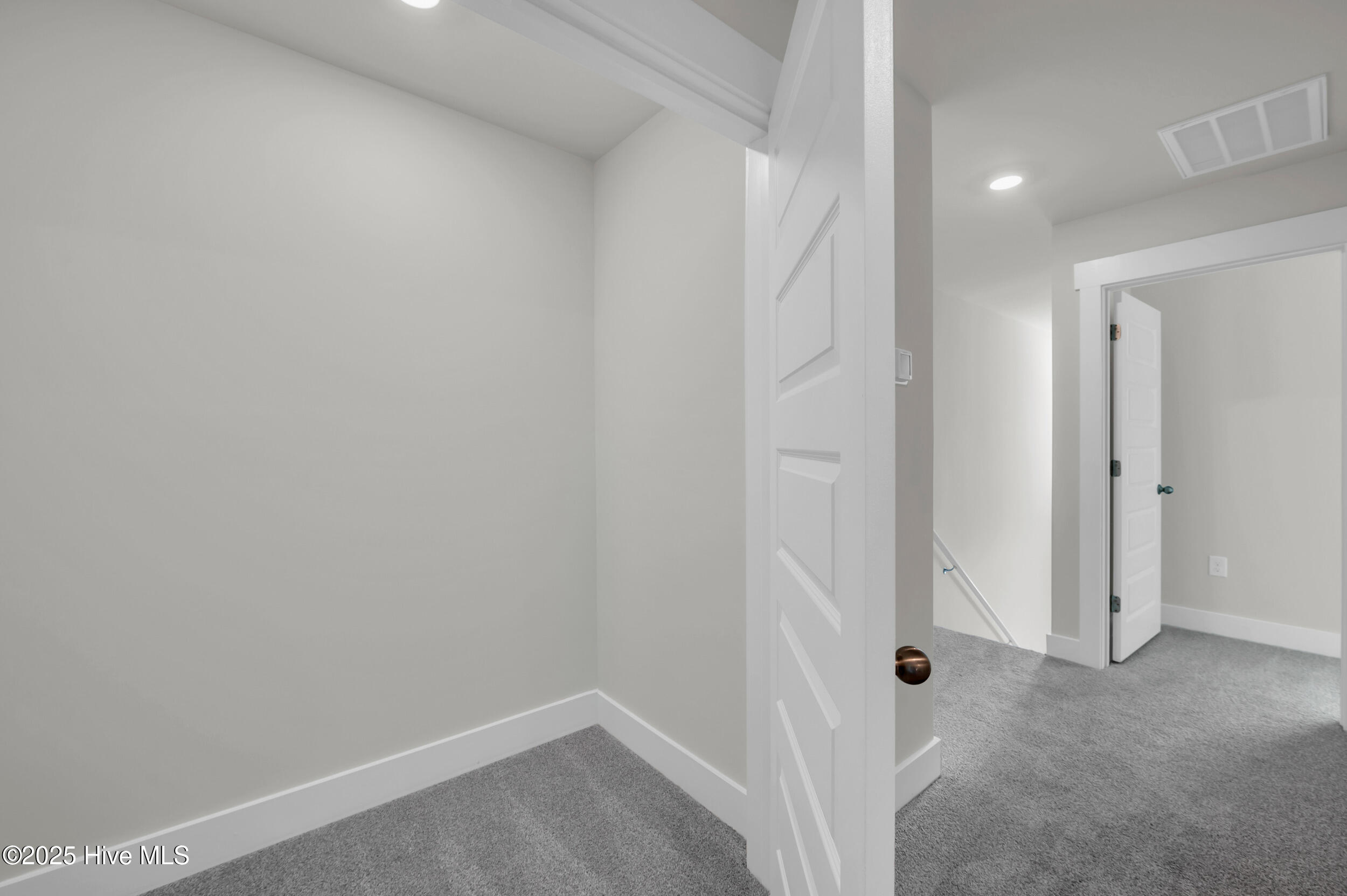 121 South Grassland Road Surf City, NC 28445 - Photo 19 of 38 19_123 s grassland rd-00019