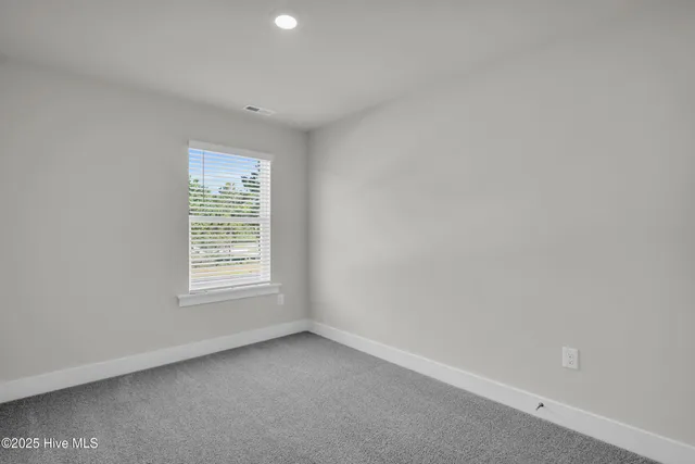 $2,200 | 121 South Grassland Road, Surf City, NC 28445