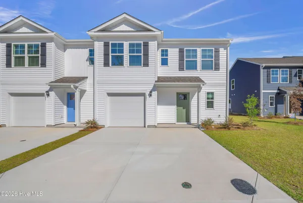 $2,200 | 121 South Grassland Road, Surf City, NC 28445