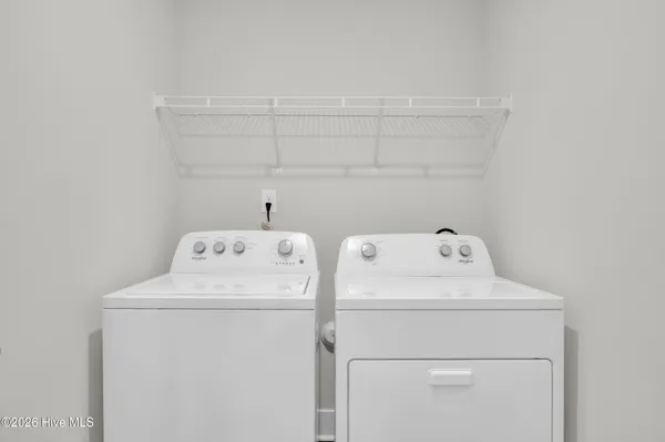 $2,200 | 121 South Grassland Road, Surf City, NC 28445