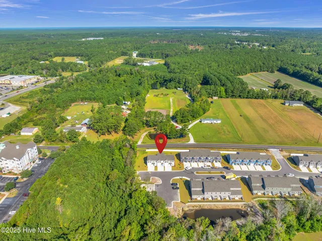 $2,200 | 121 South Grassland Road, Surf City, NC 28445