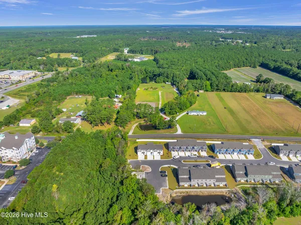 $2,200 | 121 South Grassland Road, Surf City, NC 28445