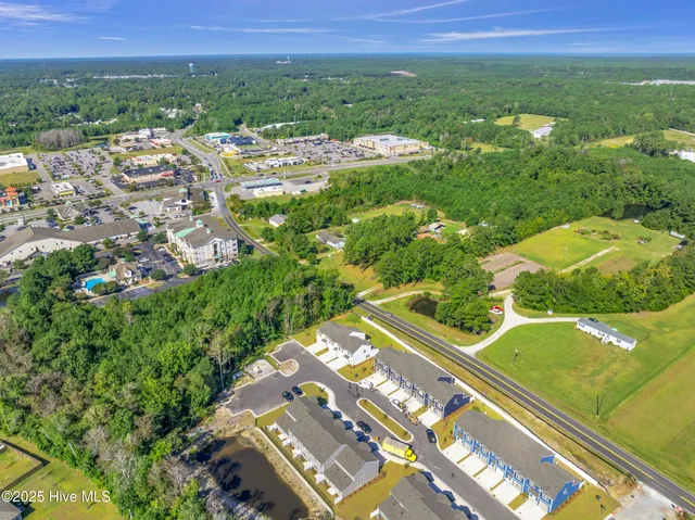 $2,200 | 121 South Grassland Road, Surf City, NC 28445