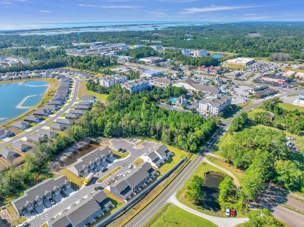 $2,200 | 121 South Grassland Road, Surf City, NC 28445