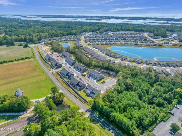 $2,200 | 121 South Grassland Road, Surf City, NC 28445