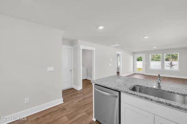 $2,200 | 121 South Grassland Road, Surf City, NC 28445