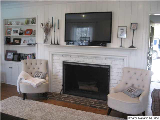 3553 Victoria Road Mountain Brook, AL 35223 - Photo 3 of 32