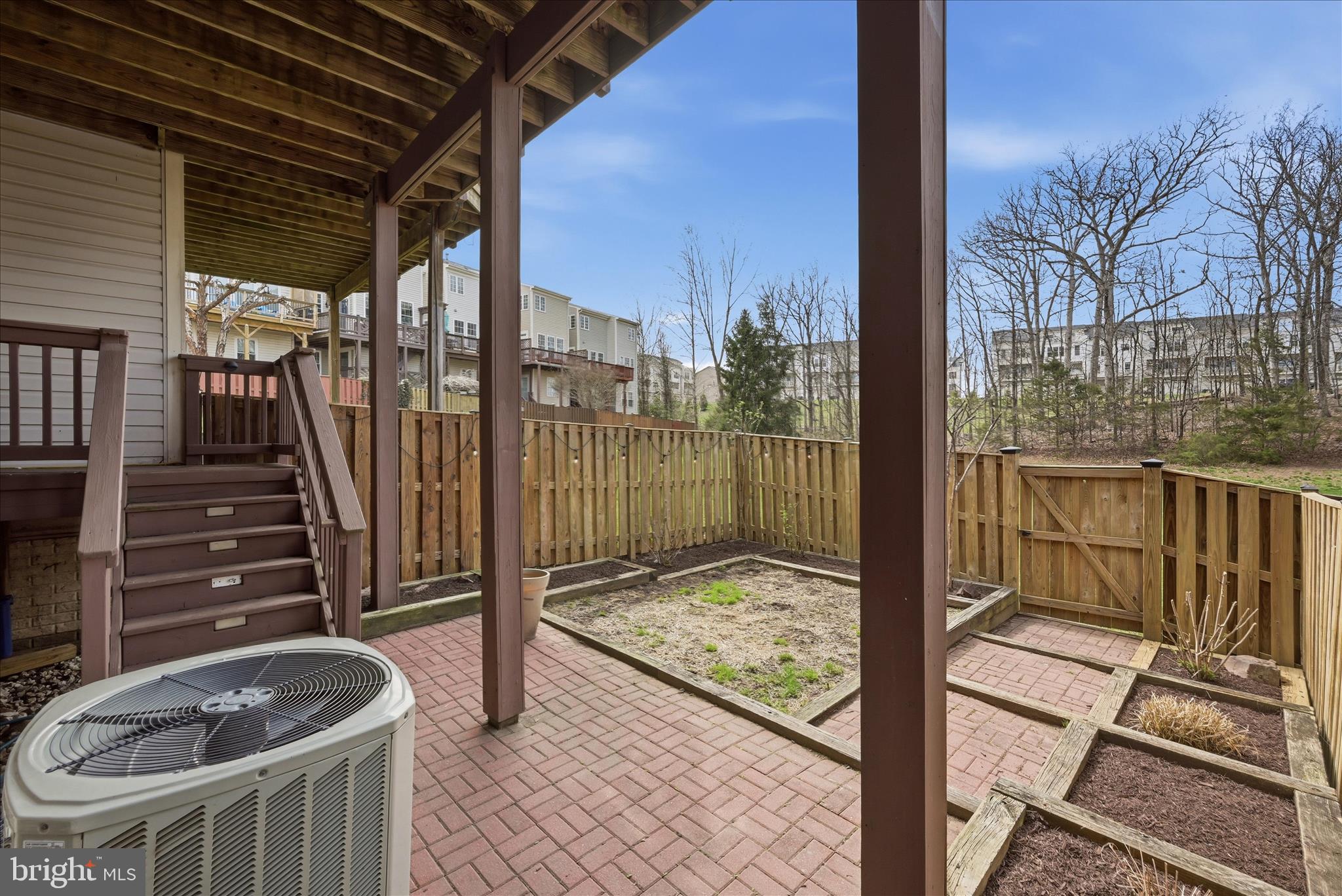 620 Howitzer Terrace Northeast Leesburg, VA 20176 - Photo 41 of 57 Backyard