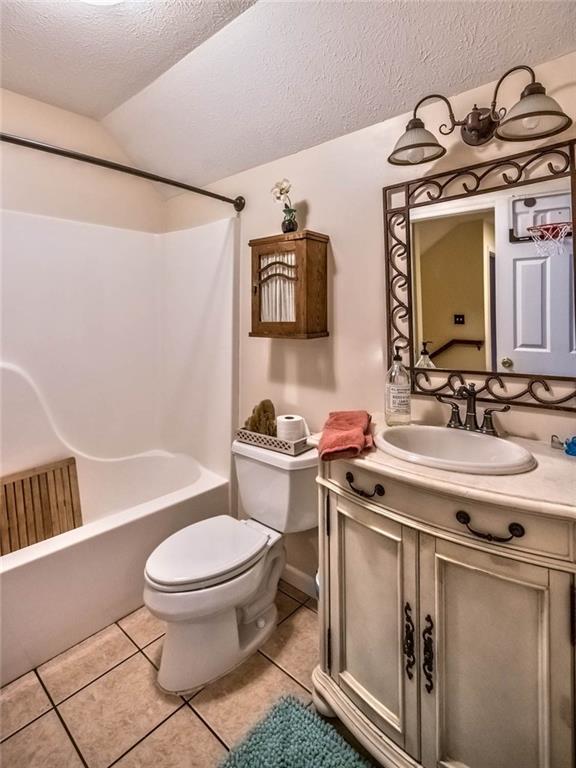 183 Davidson Road Mars, PA 16046 - Photo 21 of 25 Hall bathroom with updated vanity and ceramic tile flooring. The in demand 3 full bathrooms on the 2nd floor with the dual staircase make this floor plan hard to beat!