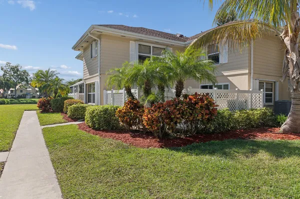 $360,000 | 3002 Hayden Court, Boynton Beach, FL 33436