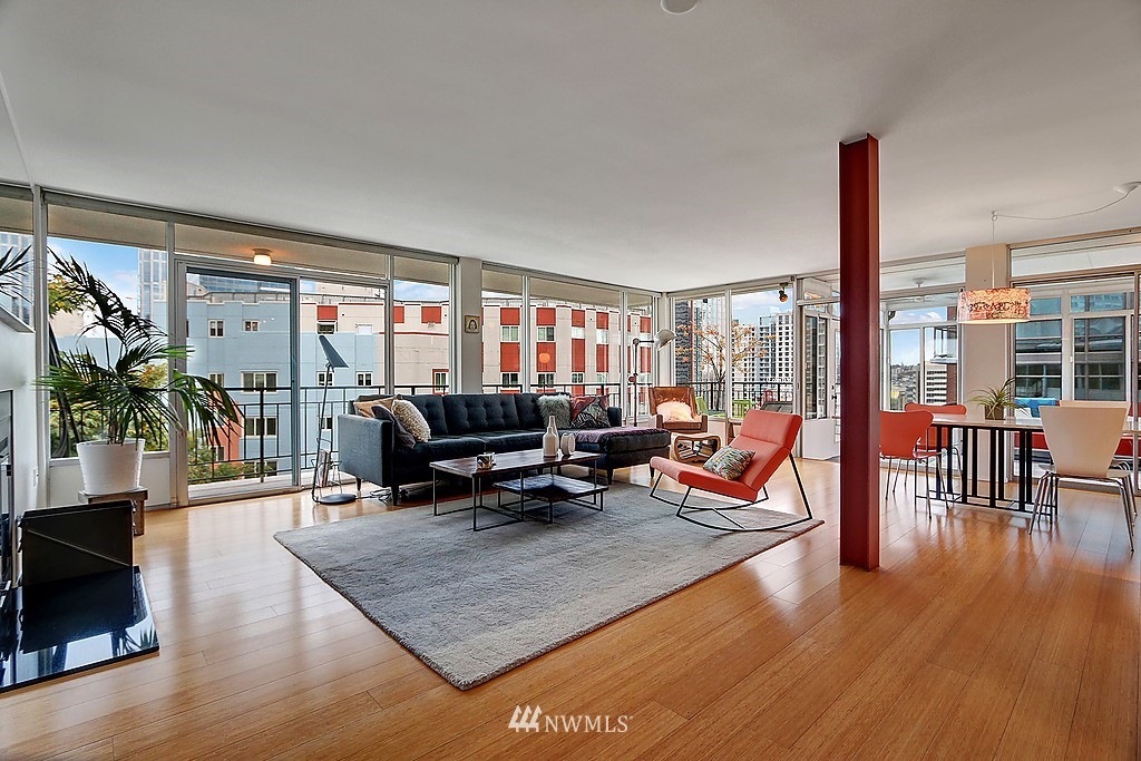 1000 Union Street, Unit PHA Seattle, WA 98101 - Photo 2 of 25