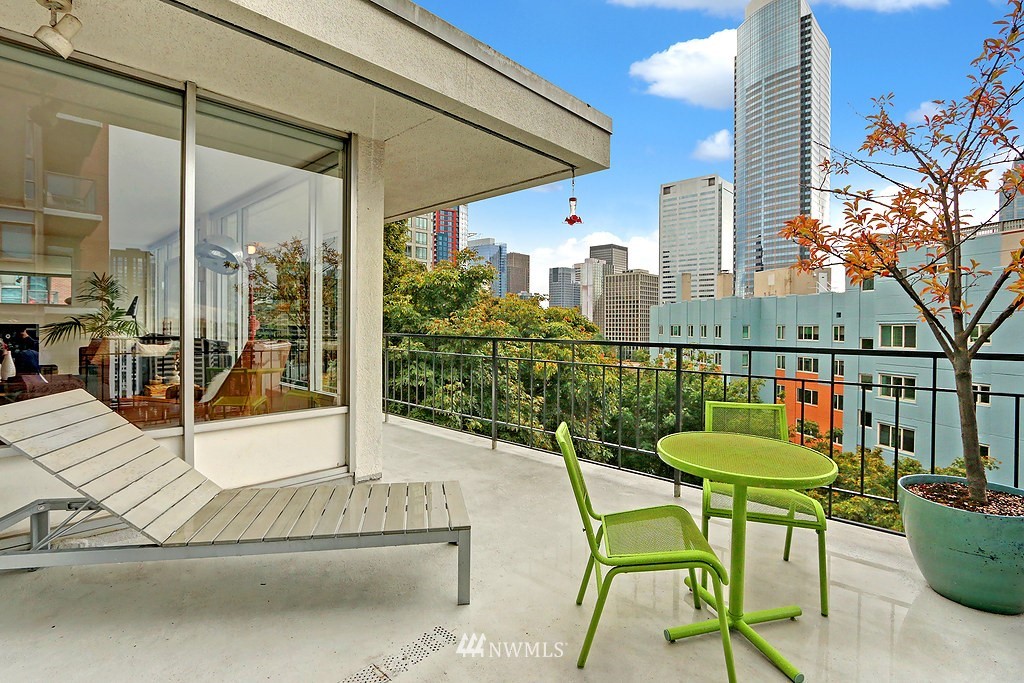 1000 Union Street, Unit PHA Seattle, WA 98101 - Photo 16 of 25