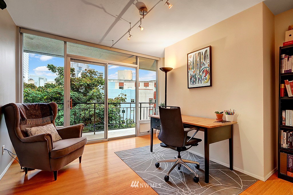 1000 Union Street, Unit PHA Seattle, WA 98101 - Photo 21 of 25