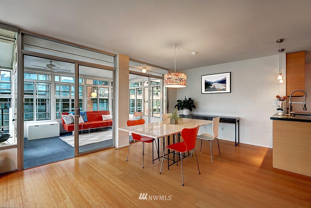 1000 Union Street, Unit PHA Seattle, WA 98101 - Photo 10 of 25