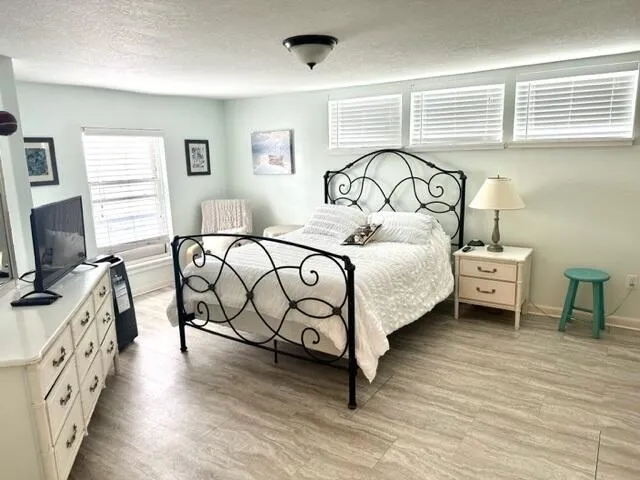 $1,650 | 211 Orange Avenue, Fort Pierce, FL 34950