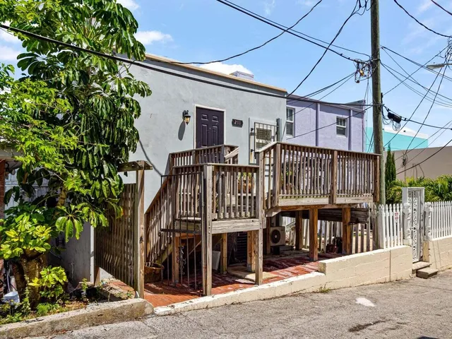 $1,650 | 211 Orange Avenue, Fort Pierce, FL 34950