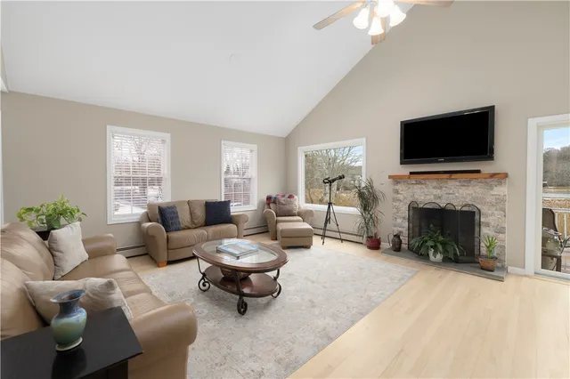 $1,400,000 | 125 Montauk Road, Narragansett, RI 02882