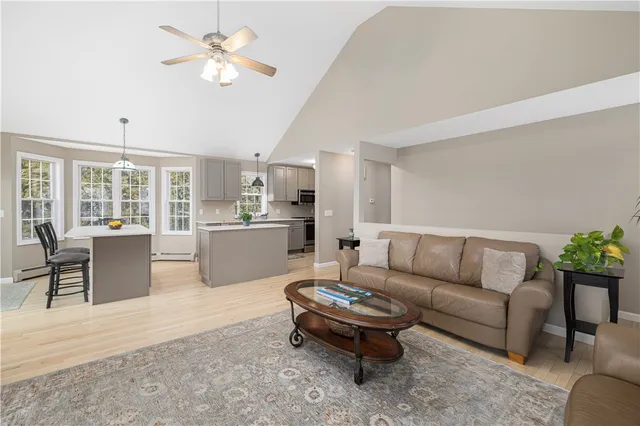 $1,400,000 | 125 Montauk Road, Narragansett, RI 02882