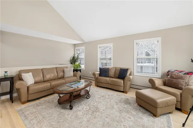 $1,400,000 | 125 Montauk Road, Narragansett, RI 02882