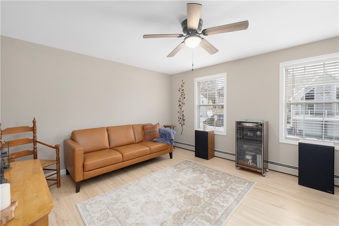 125 Montauk Road Narragansett, RI 02882 - Photo 20 of 48