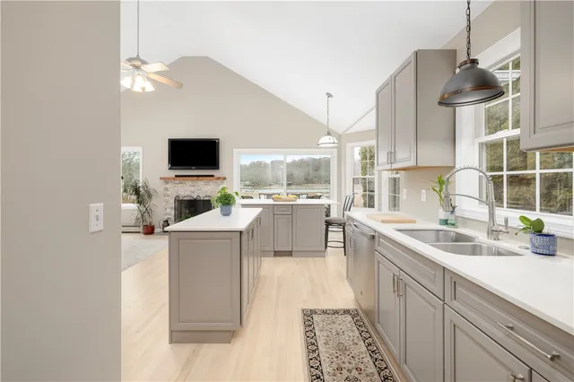 $1,400,000 | 125 Montauk Road, Narragansett, RI 02882