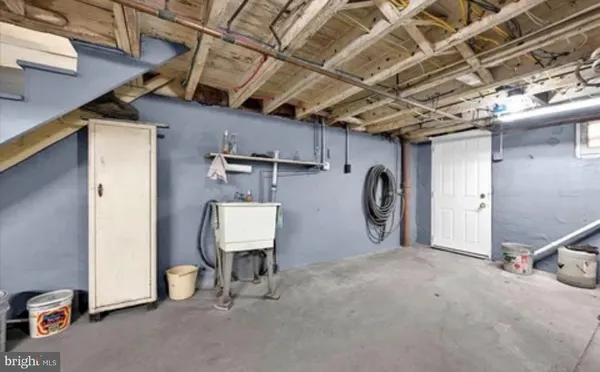 $1,795 | 8 North Wolfe Street, Pottsville, PA 17901