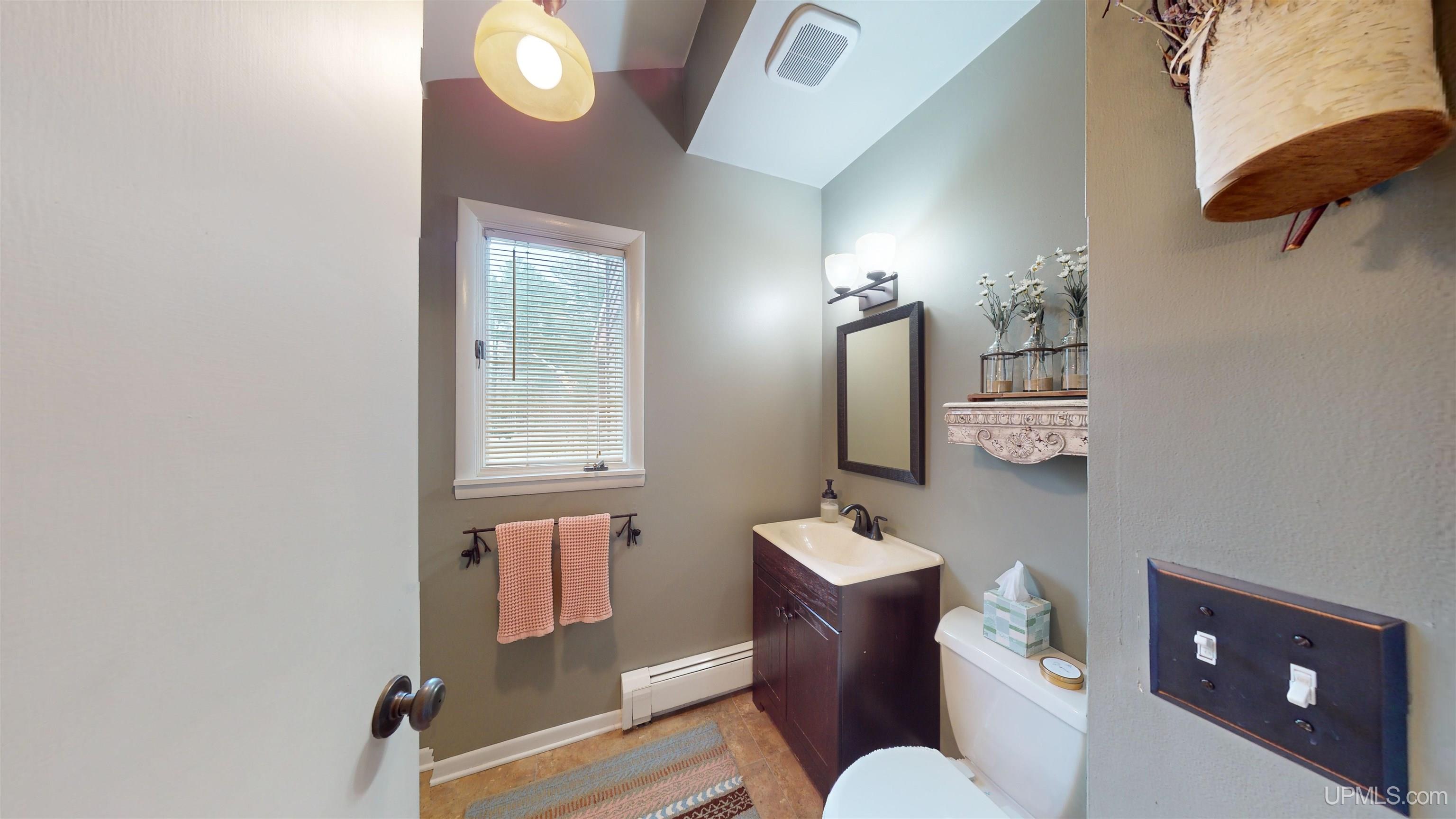 214 Riverside Road Marquette, MI 49855 - Photo 14 of 60 Gallery Image 14