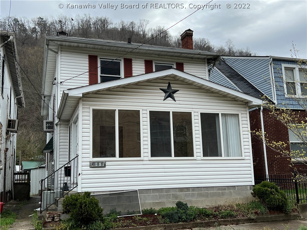 641 Stratton Street Logan, WV 25601 - Photo 1 of 23 Gallery Image 1