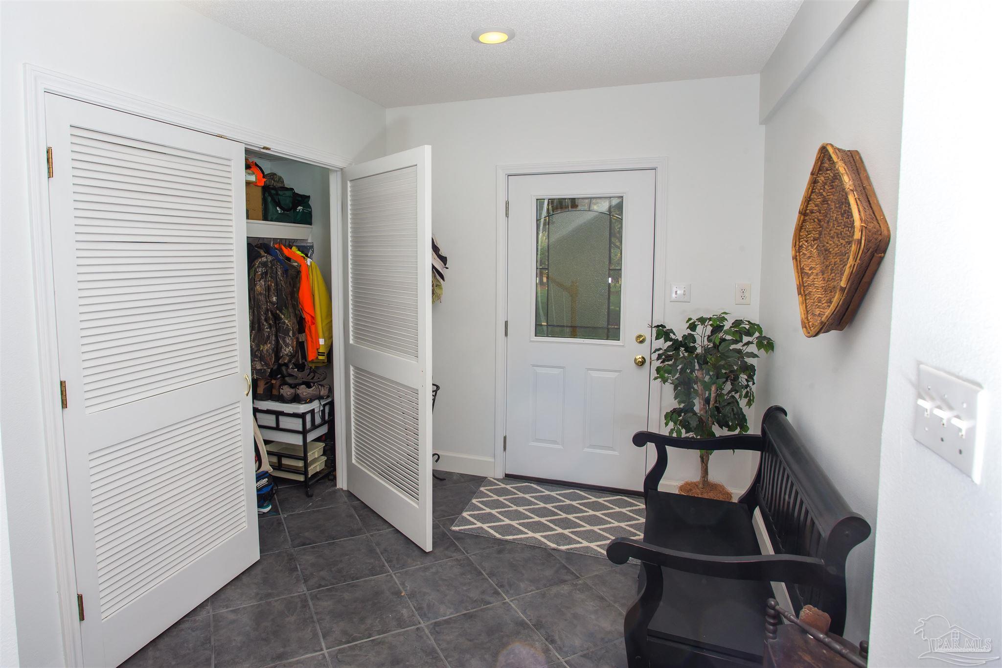 1829 Collinsworth Road Milton, FL 32583 - Photo 13 of 50 Gallery Image 13
