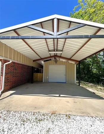 a view of a garage