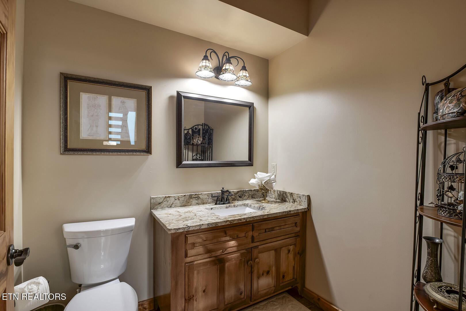 124 Overlook Way Vonore, TN 37885 - Photo 31 of 60 31_OverlookWay_124_HalfBath