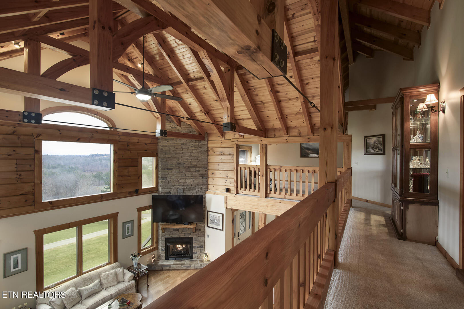 124 Overlook Way Vonore, TN 37885 - Photo 43 of 60 43_OverlookWay_124_Catwalk