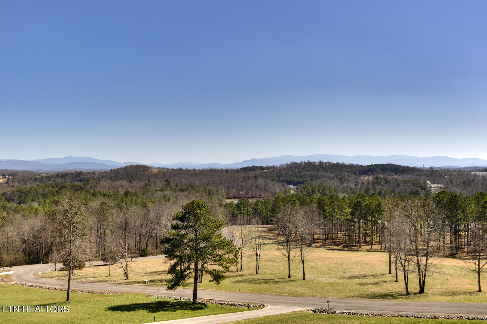 124 Overlook Way Vonore, TN 37885 - Photo 47 of 60 47_OverlookWay_124_MasterPorchView