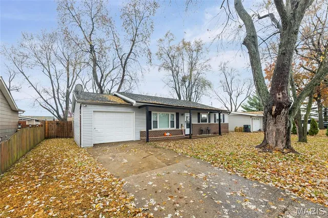 $174,000 | 903 Coral Drive, Fairview Heights, IL 62208