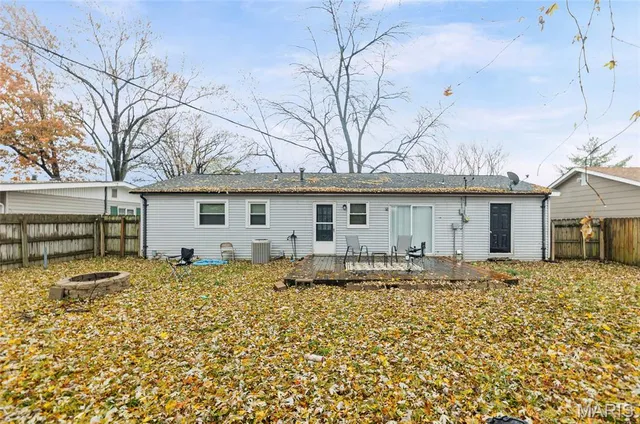 $174,000 | 903 Coral Drive, Fairview Heights, IL 62208
