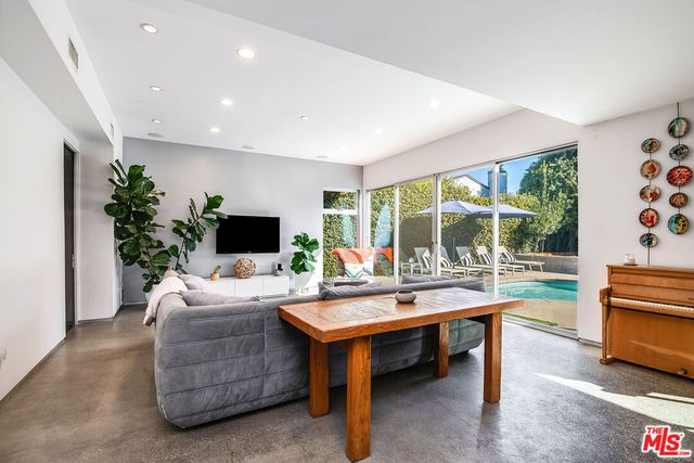 $10,995 | 5705 Katherine Avenue, Sherman Oaks, CA 91401