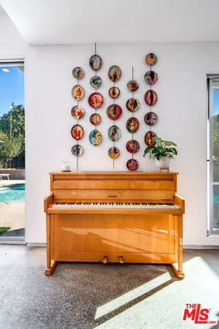 $10,995 | 5705 Katherine Avenue, Sherman Oaks, CA 91401