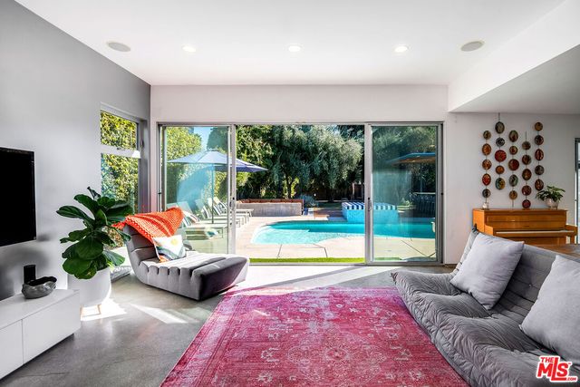 $10,995 | 5705 Katherine Avenue, Sherman Oaks, CA 91401