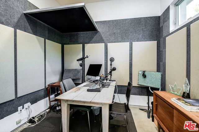 $10,995 | 5705 Katherine Avenue, Sherman Oaks, CA 91401